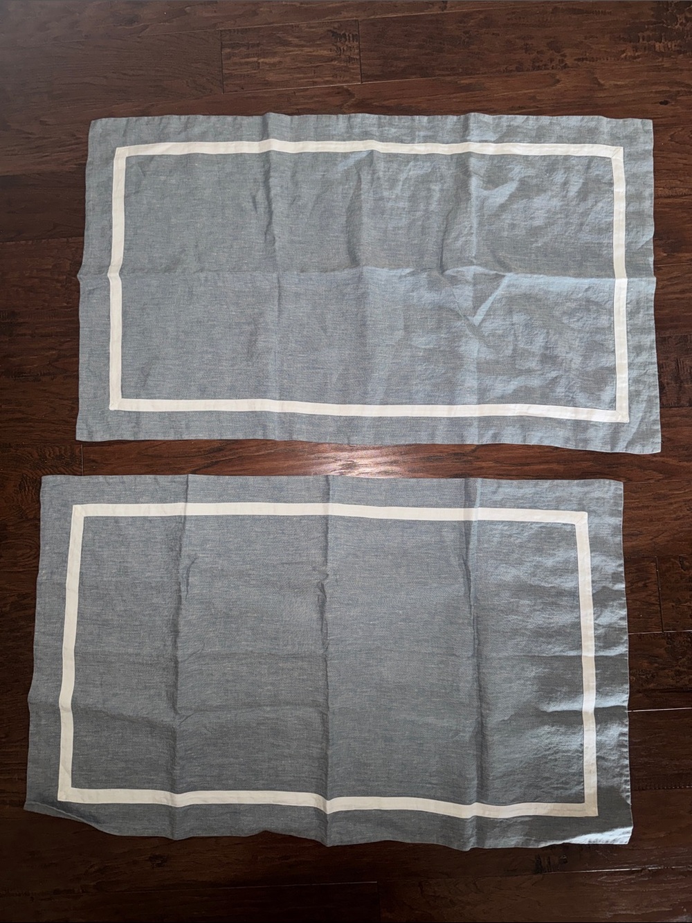 Pottery Barn TWO Belgian Flax Linen Frame King Shams Chambray/White - Picture 6 of 7